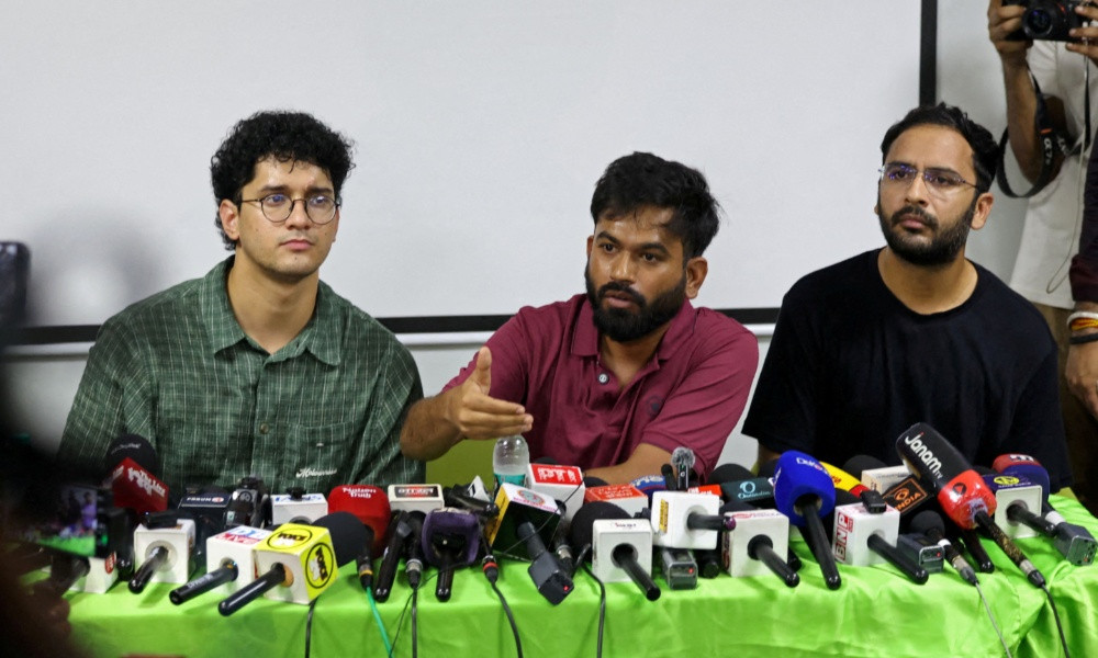 গ্রেপ্তার হতে যাচ্ছেন অভিজিৎসহ শীর্ষ ককরোচ নেতারা?