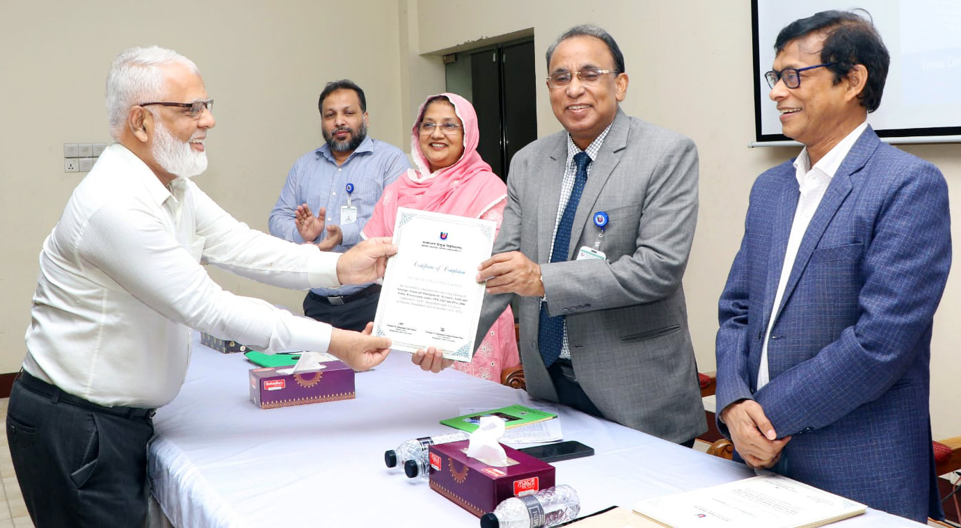 বাউবিতে আর্থিক সুশাসন ও স্বচ্ছতা নিশ্চিত করার আহ্বান উপাচার্যের
