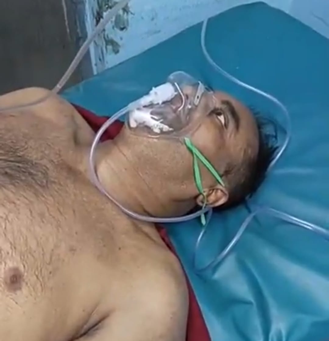 খুলনায় মুদি দোকানদারকে গুলি, পেটে গুলিবিদ্ধ হয়ে হাসপাতালে