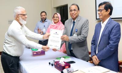 বাউবিতে আর্থিক সুশাসন ও স্বচ্ছতা নিশ্চিত করার আহ্বান উপাচার্যের