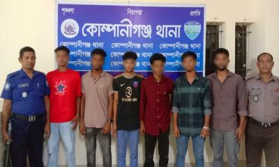 নোয়াখালীতে কিশোর গ্যাংবিরোধী পুলিশি অভিযানে আটক ১৪৫