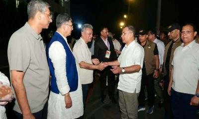 প্রধানমন্ত্রী চট্টগ্রাম পৌঁছেছেন