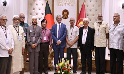মুক্তিযোদ্ধাদের যথাযথ সম্মান ও মর্যাদা নিশ্চিত করতে হবে