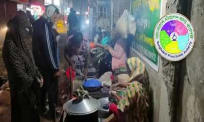 রাস্তার পাশে পিঠা-পুরি-পেঁয়াজুর ব্যবসা করলেও নিবন্ধন লাগবে