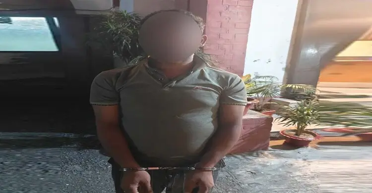 শিল্পকলা একাডেমির গেটে ককটেল বিস্ফোরণ, মূলহোতা গ্রেফতার