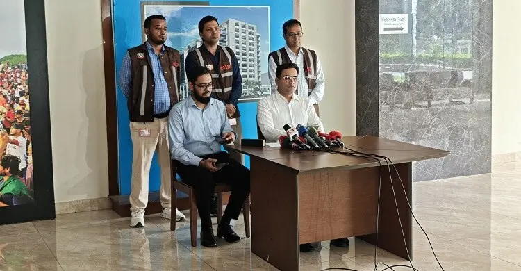 উইলিয়ামস সোয়েটার্সের ৫২ হাজার কেজি ফেব্রিক্স ও ৫২৫ মেশিনের হদিস নেই