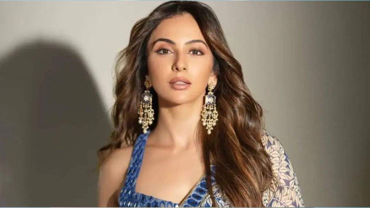 আর্থিক অনিয়মের গুঞ্জন ছড়াতেই রাকুল প্রীতের কড়া প্রতিক্রিয়া