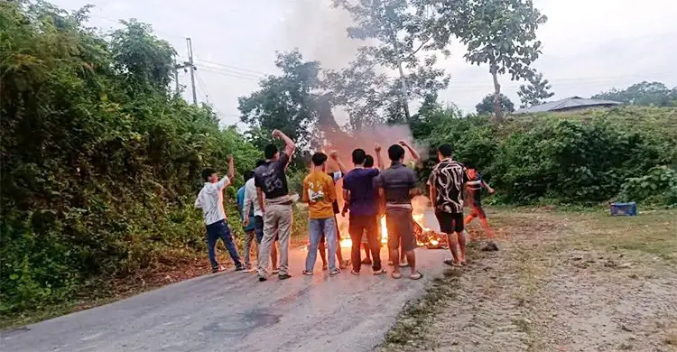 সাজেকে আইনশৃঙ্খলা বাহিনীর সঙ্গে অবরোধকারীদের গোলাগুলি