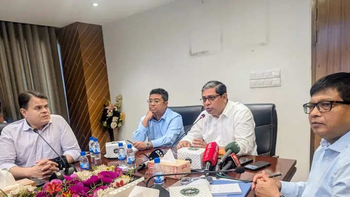 ওয়াসার ব্যর্থ কর্মকর্তাদের বিরুদ্ধে ব্যবস্থা নেওয়া হবে: মীর শাহে আলম