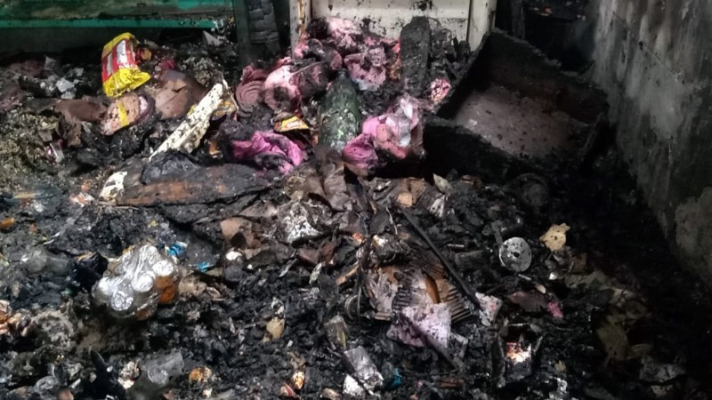 গাইবান্ধায় ৫ দোকান আগুনে পুড়ে ভস্মীভূত; ৩০ লক্ষাধিক টাকার ক্ষয়ক্ষতি