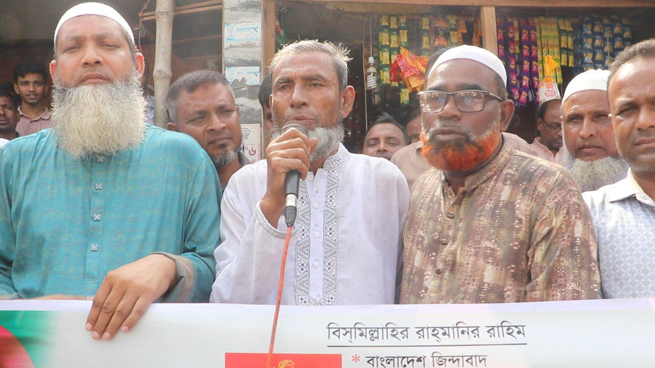মানবতাবিরোধী অপরাধ : ফাঁসির রায়ের পর সাক্ষী বললেন ‘চাকরির লোভে মিথ্যা সাক্ষ্য দিয়েছি’