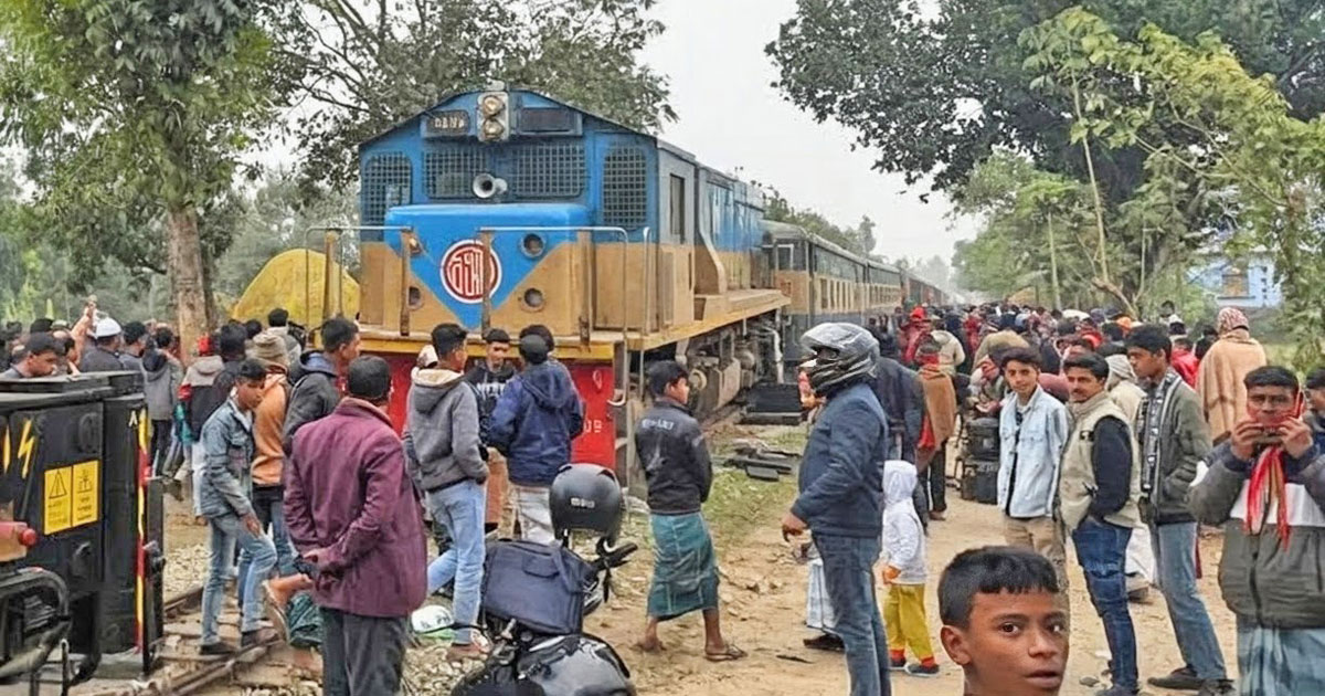 বিকল্প পথে ময়মনসিংহ থেকে ট্রেন চলাচল শুরু
