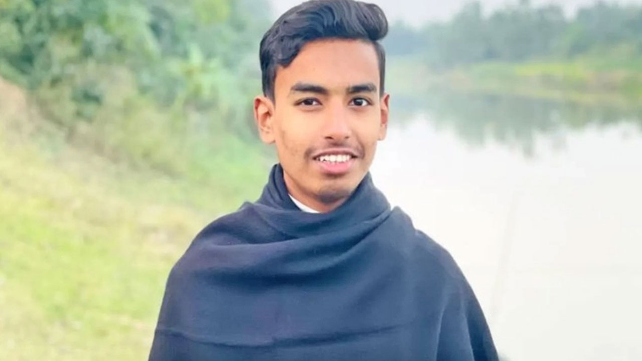 আদালতে হাজির বৈষম্যবিরোধী আন্দোলনের নেতা মাহদী হাসান
