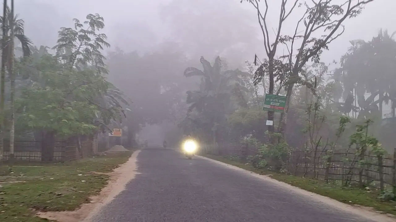 তেঁতুলিয়ায় মৌসুমের সর্বনিম্ন তাপমাত্রা, শীতে বিপর্যস্ত জনজীবন