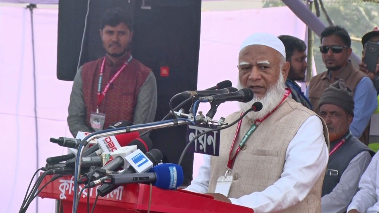 মানুষ আর বস্তাপচা রাজনীতি দেখতে চায় না : ডা. শফিকুর