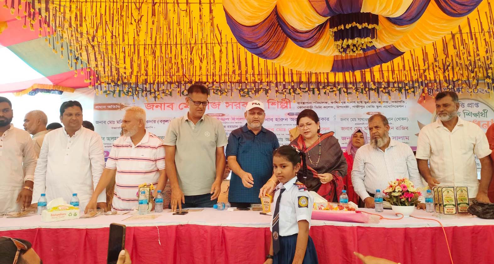 পূবাইলে বৃত্তিপ্রাপ্ত মেধাবী শিক্ষার্থীদের সংবর্ধনা, বিতরণ খেলাধুলার সরঞ্জাম
